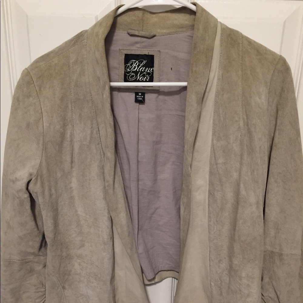 Blanco Noir Cream sued jacket